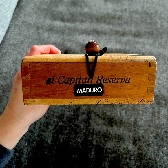 📞 Talk about unique?! Handmade Cigar Box Handpurse in cigar box size - Picture 4 of 5